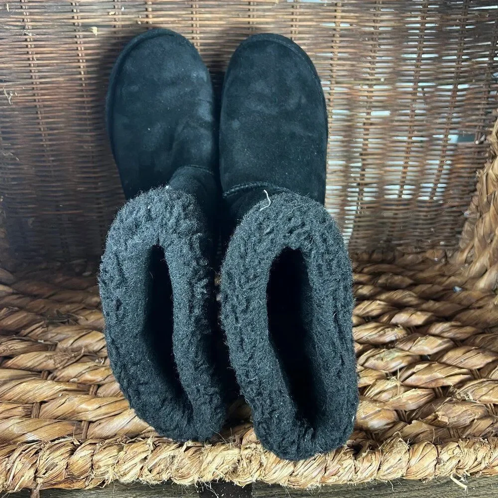 BearPaw Women's‎ Black Suede Classic Winter Pull On Boots Size 8